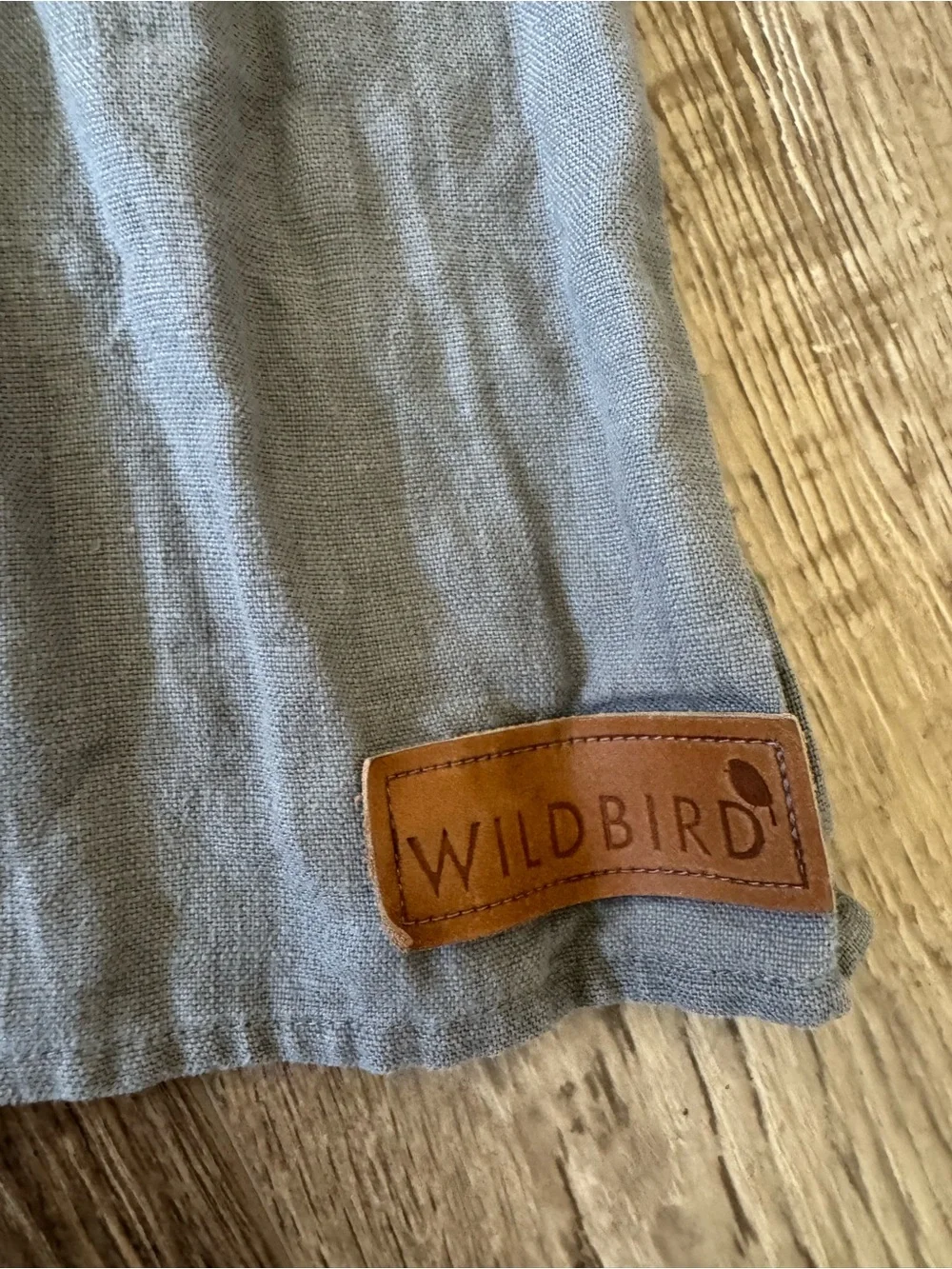 WildBird Light Gray Ring Sling with Tan Leather Logo Patch